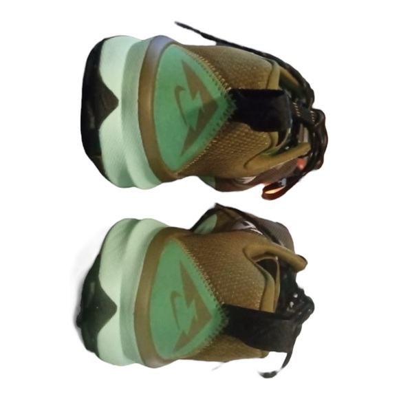 Size 10.5 - Nike Terra Kiger 9 Olive Spring Green - Picture 4 of 4